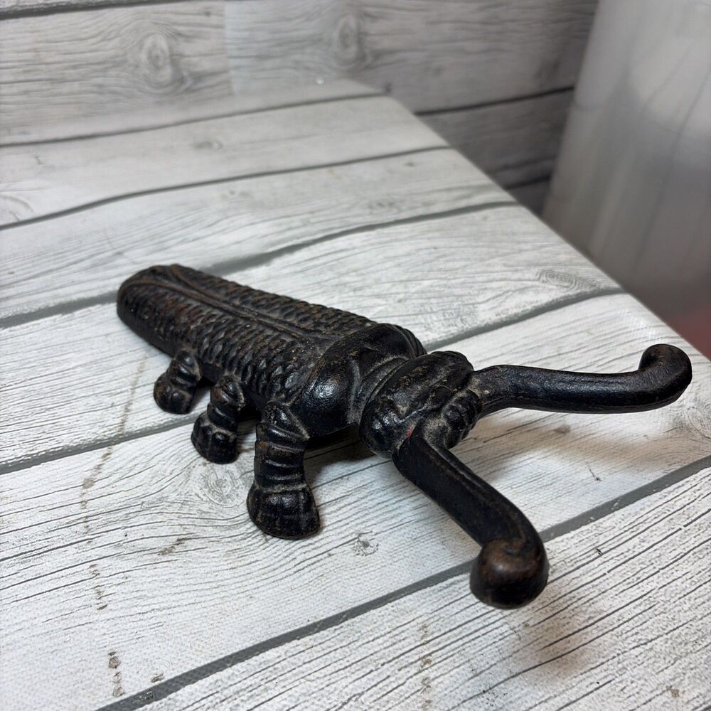 Vintage Black Cast Iron Beetle Boot Jack Puller 9" Cricket Bug Scarab Remover
